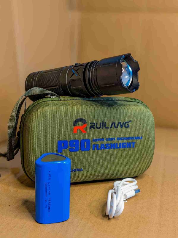 P90 Mega-Range Flashlight: Imported Excellence with 1KM Reach (Lot Imported)