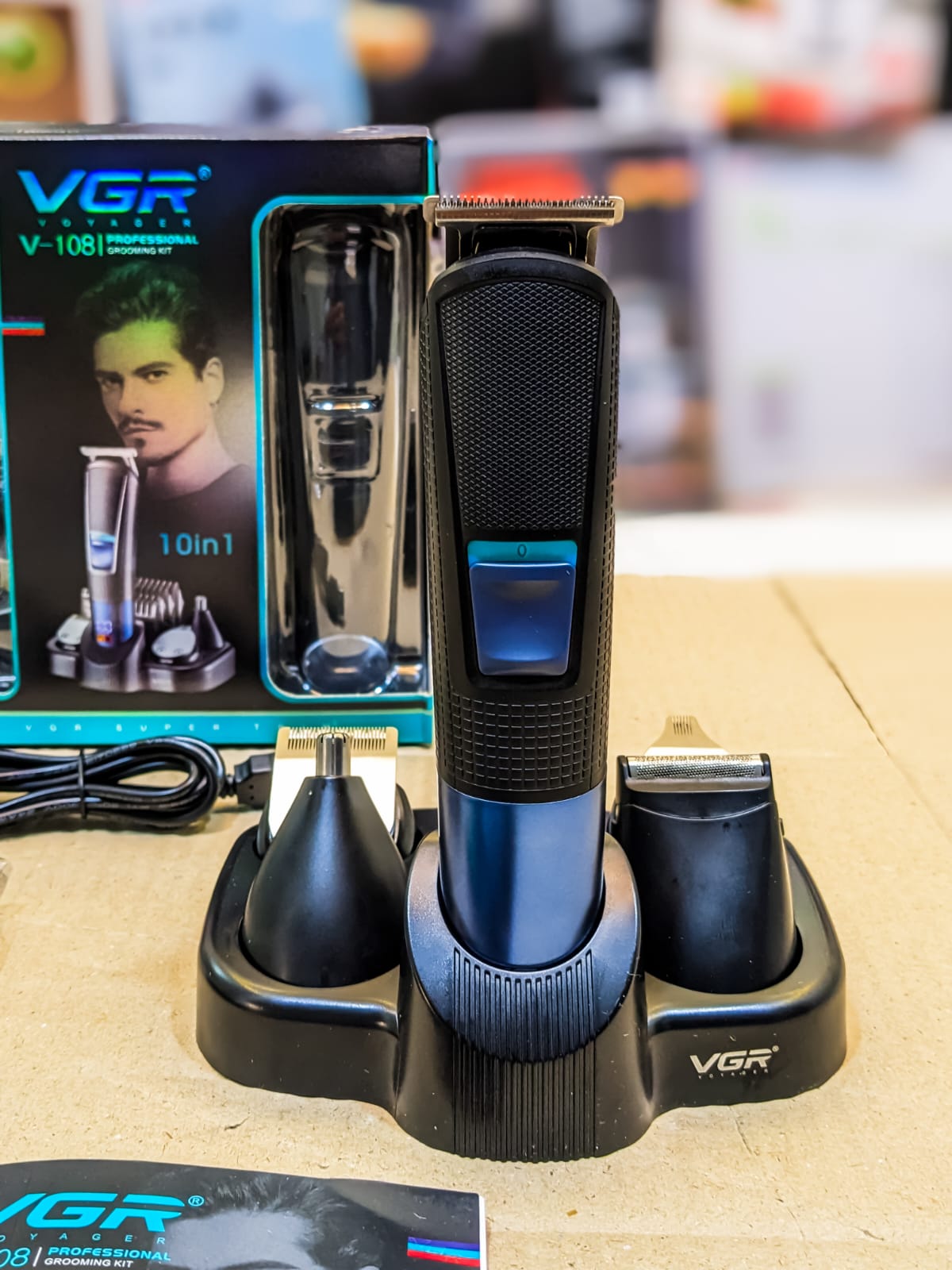 Amazon Lot Imported VGR 10 in 1 Grooming Kit V-108