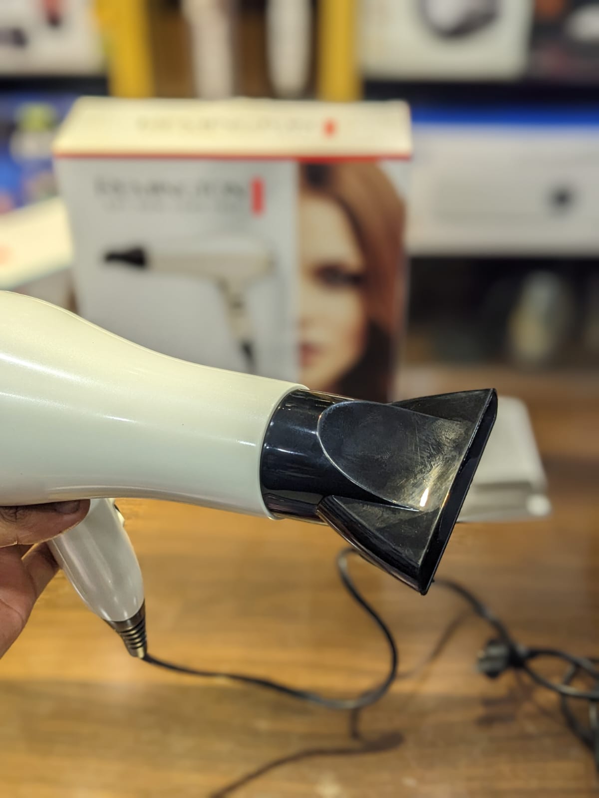 Remington Pearl Shine Hair Dryer 2000W Salon Professional Styling with Tourmaline Ceramic Technology