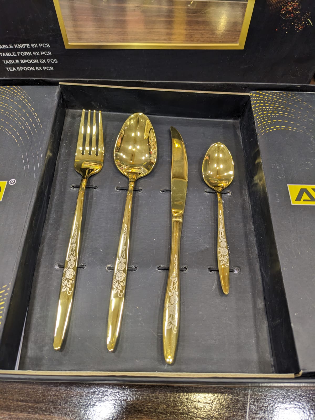 AYD 24 Pieces High Quality Cutlery Sets