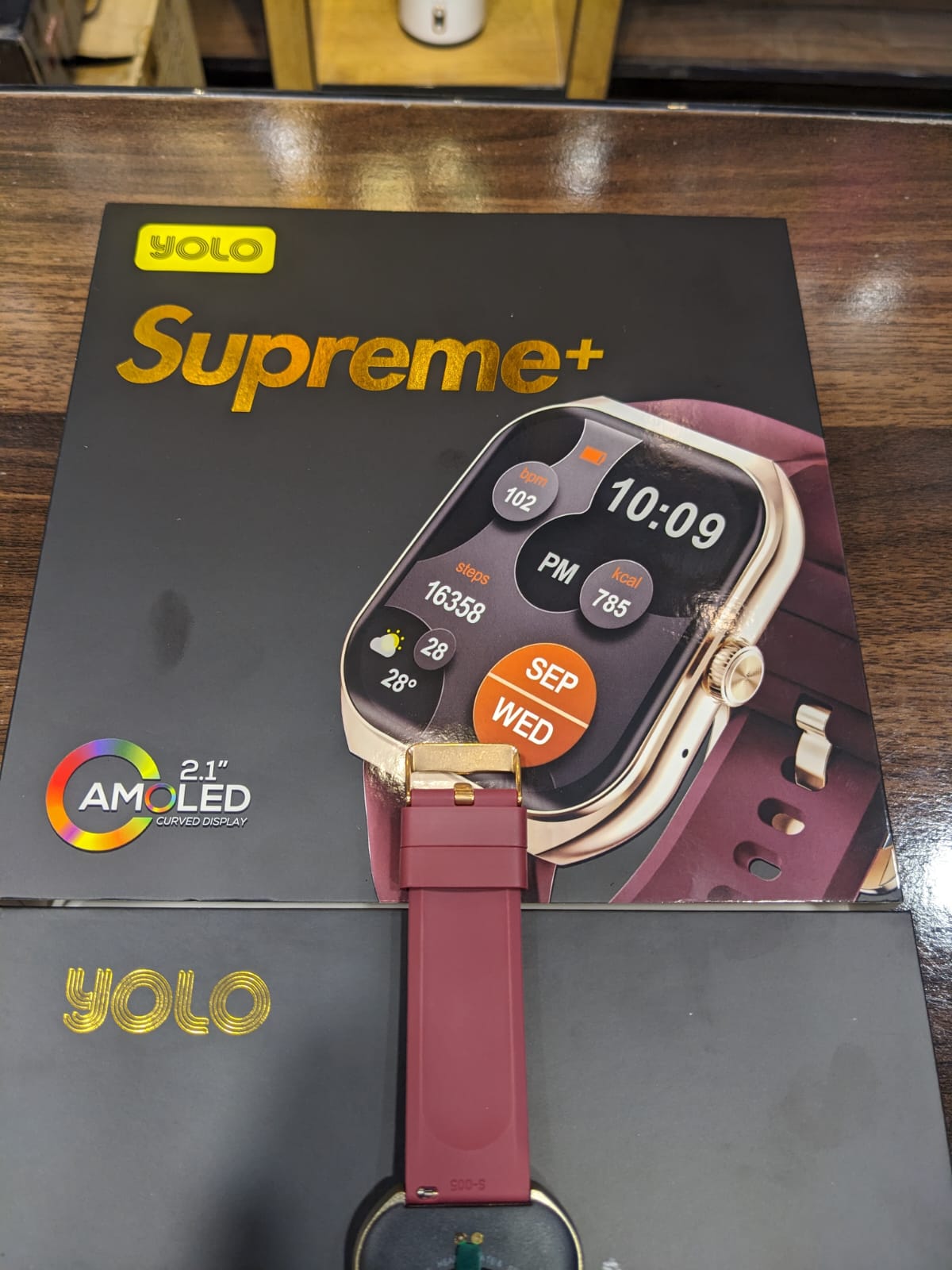 YOLO 2.1" Amoled Display Supreme+ Smart Watch, IP67 Water Resistance